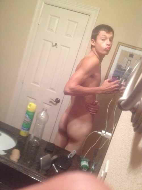 nude teen guy self shots free